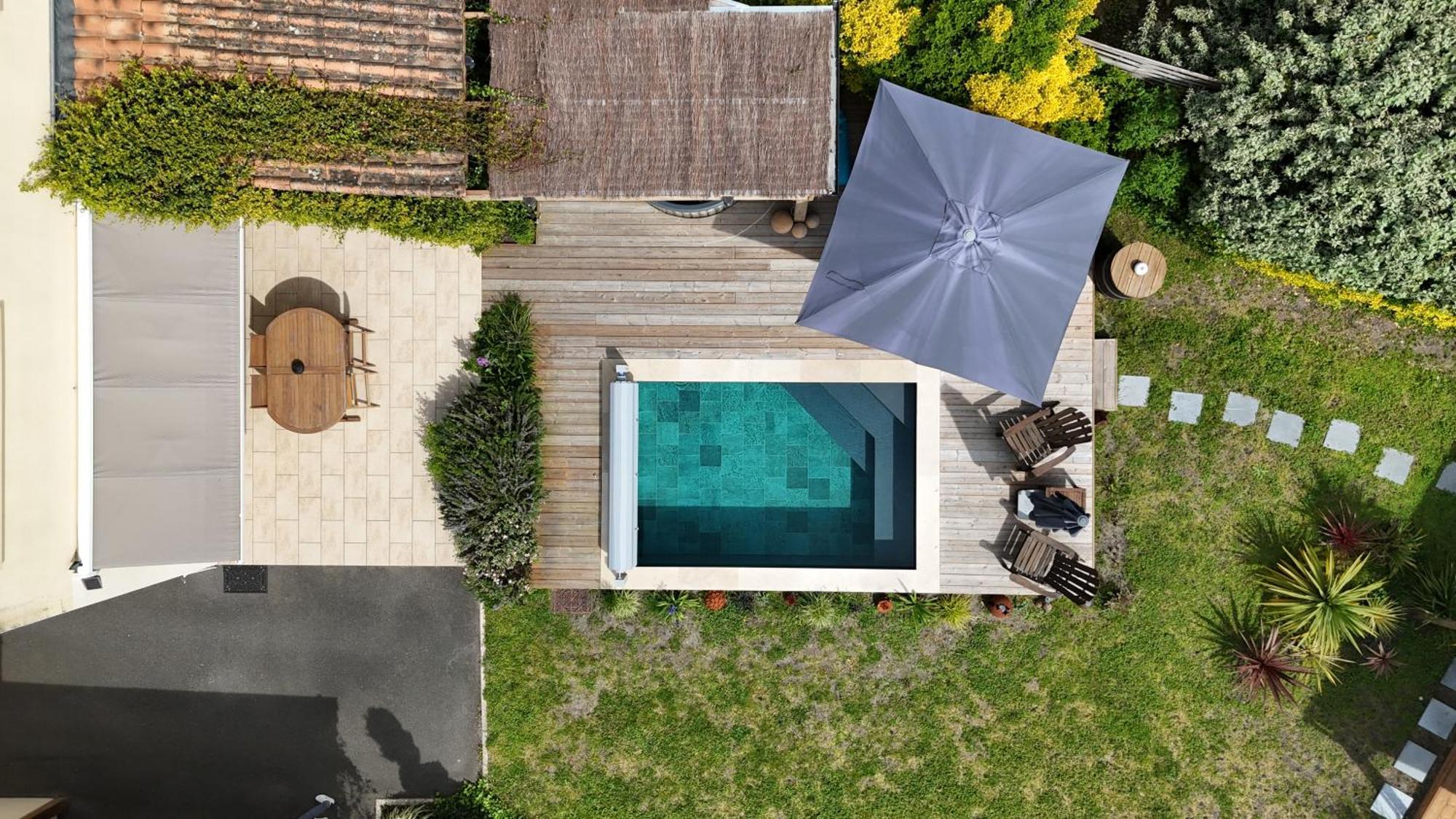 Les Suites D'Alienor, Suite Cosy Pessac Exterior photo